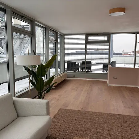 Luga Homes - Augustusplatz Lejlighed *
