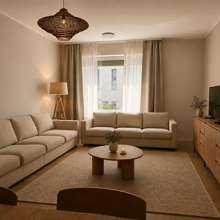 Luga Homes - Augustusplatz Apartament *