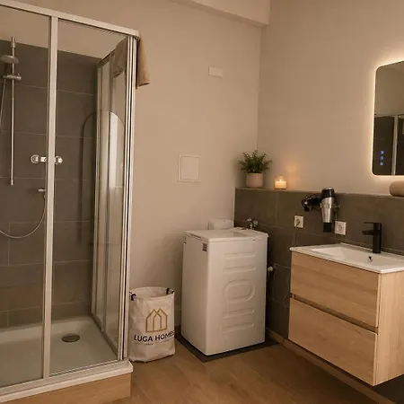 Luga Homes - Augustusplatz Apartament *