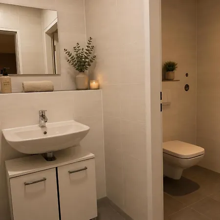 Luga Homes - Augustusplatz