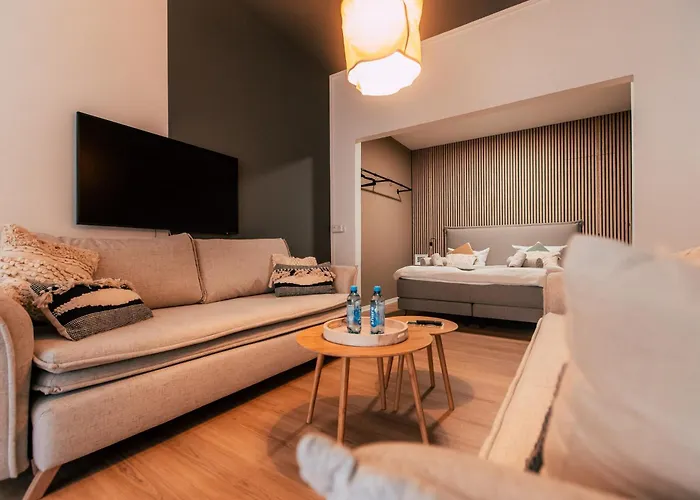 Luga Homes - Augustusplatz شقة *